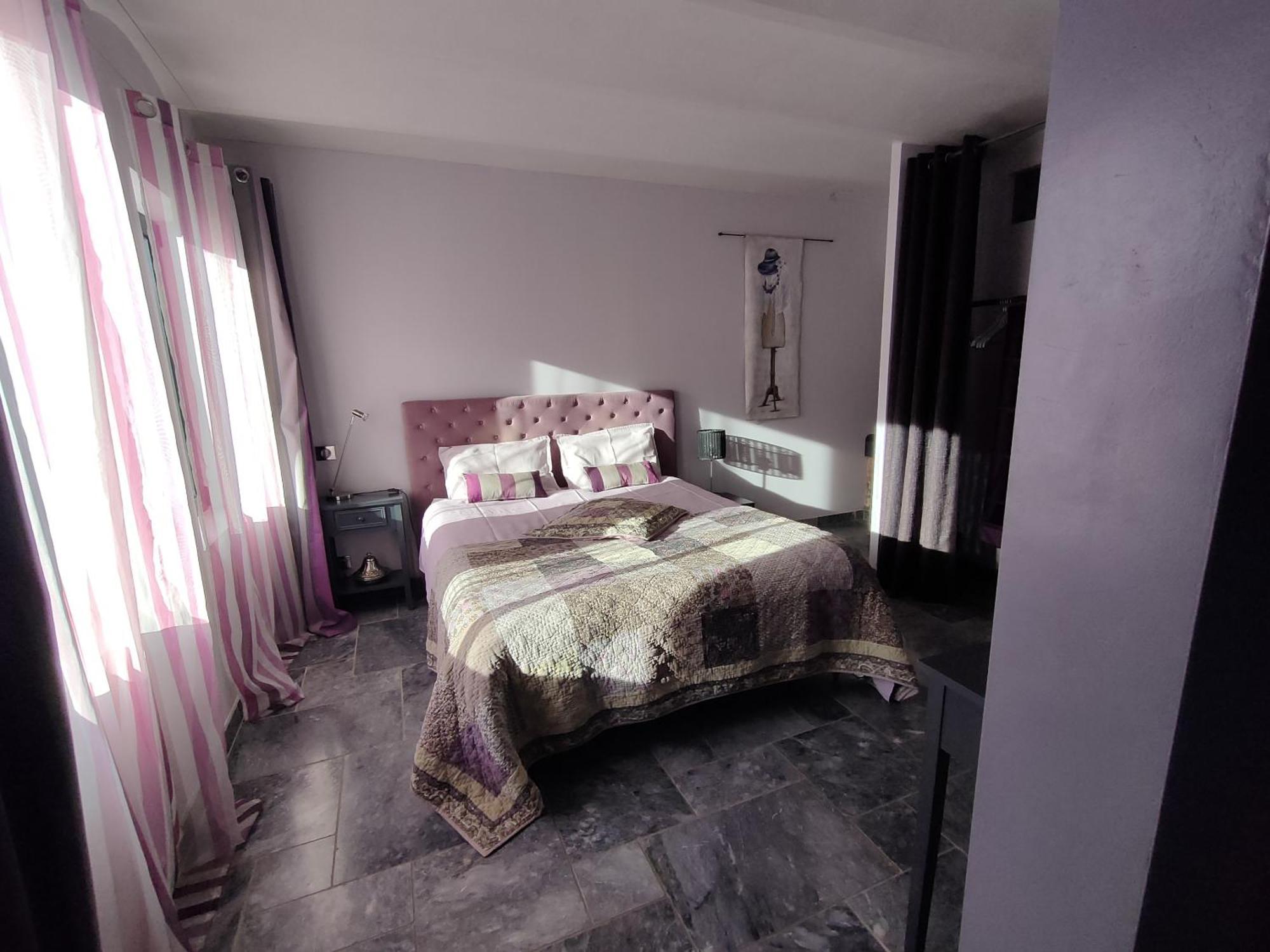 Maison d'Hôtes Côté Cour Rasteau Quarto foto